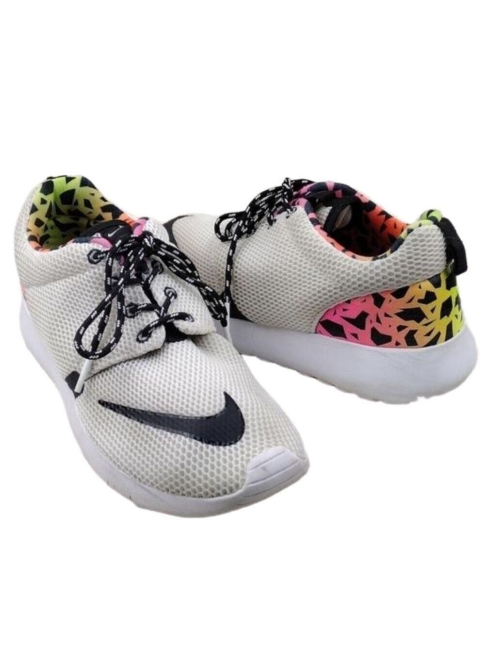 Nike Youth White Mesh Fabric Almond Toe Lace Up Platform Heel Athletic Sneaker